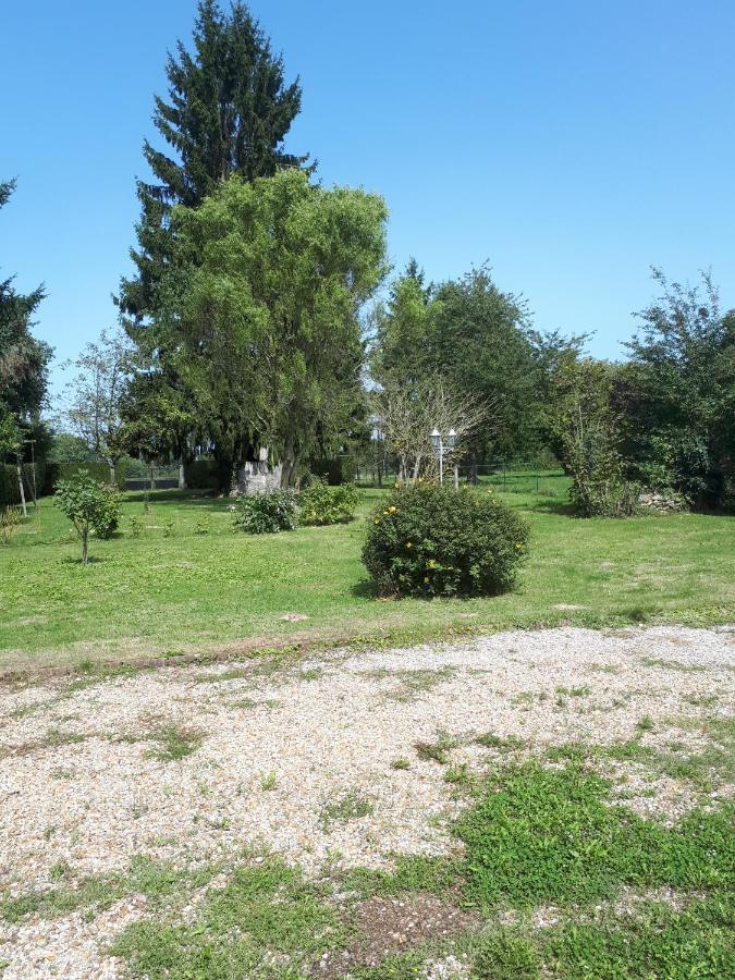 Grande Chambre d'Hôte proche Disneyland et Parc des Félins Guérard Esterno foto